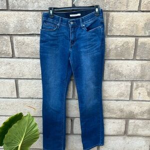 Levi’s 525 Perfect Waist Straight Women’s Size 6 or 28x30